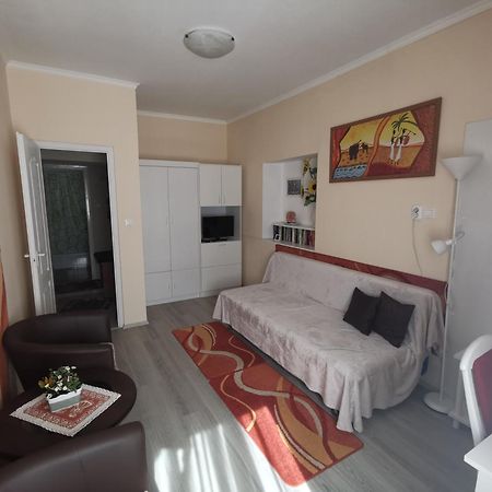 Tini Apartman Balatonfüred Екстериор снимка
